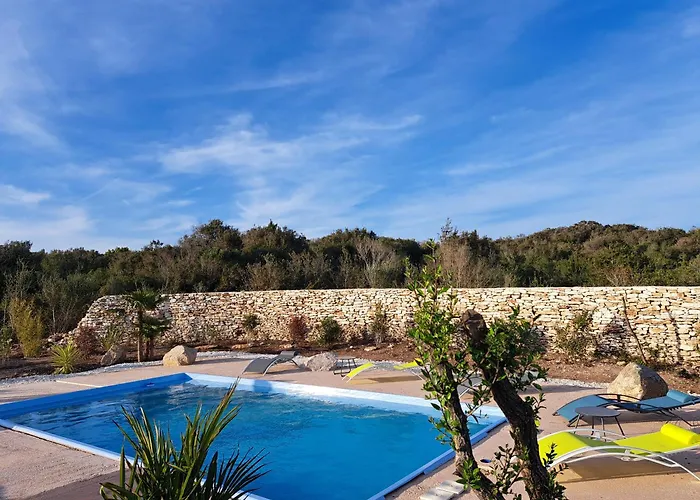 Maison Au Calme Idéalement Située Proche Appartamento Bonifacio (Corsica)